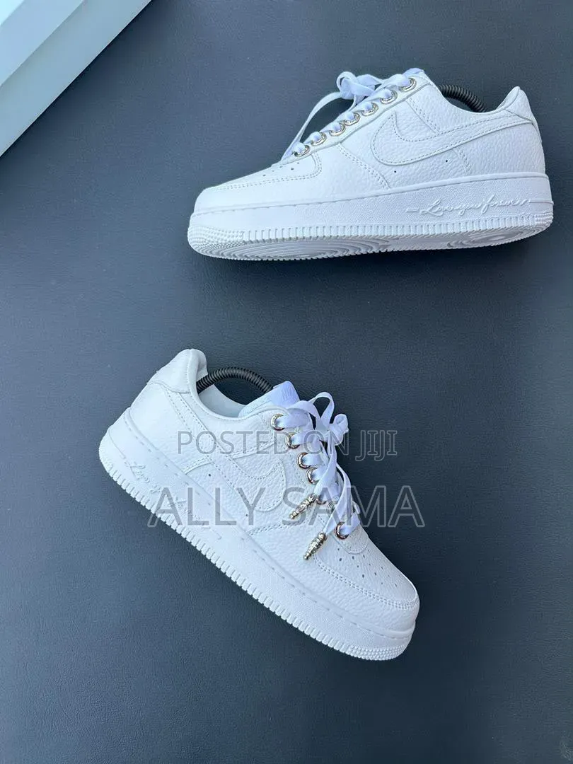 Men's Sneakers Nike Airforce White Material Leather
