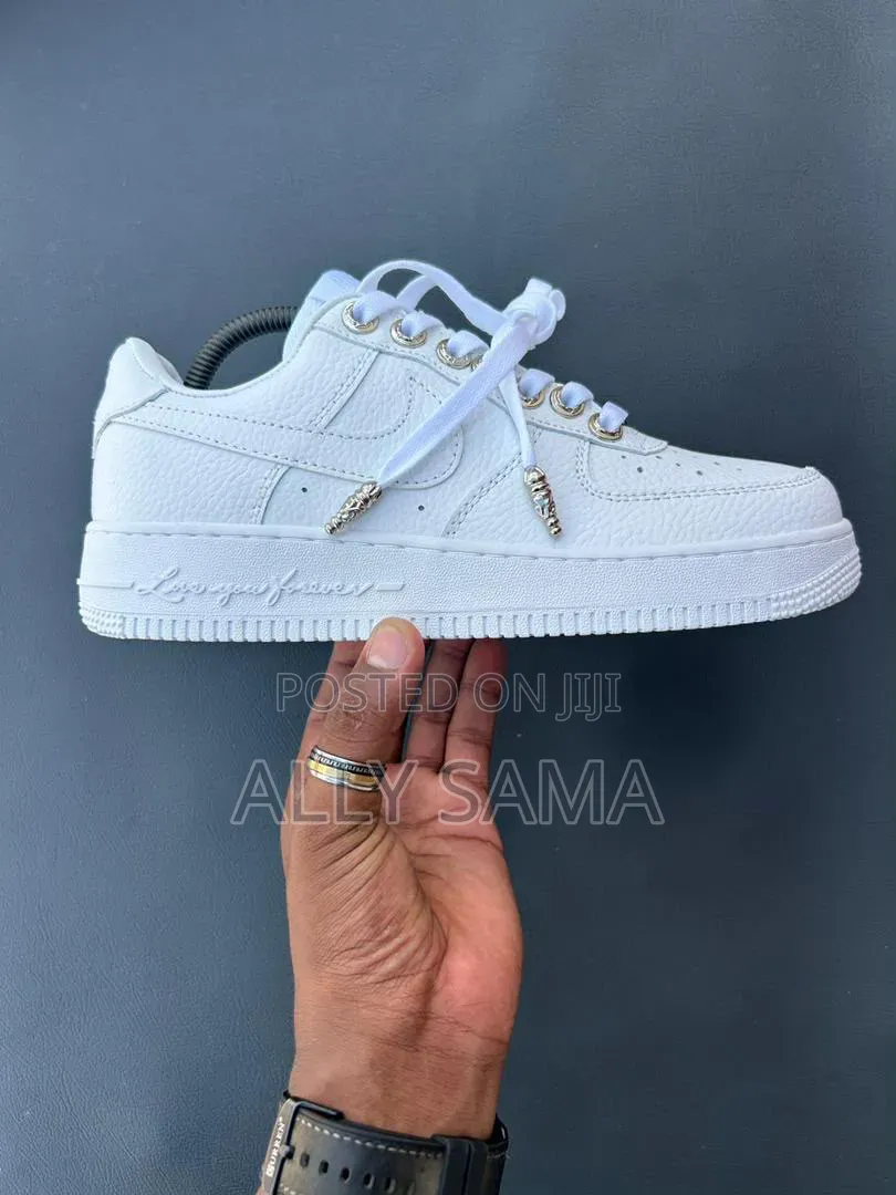 Men's Sneakers Nike Airforce White Material Leather