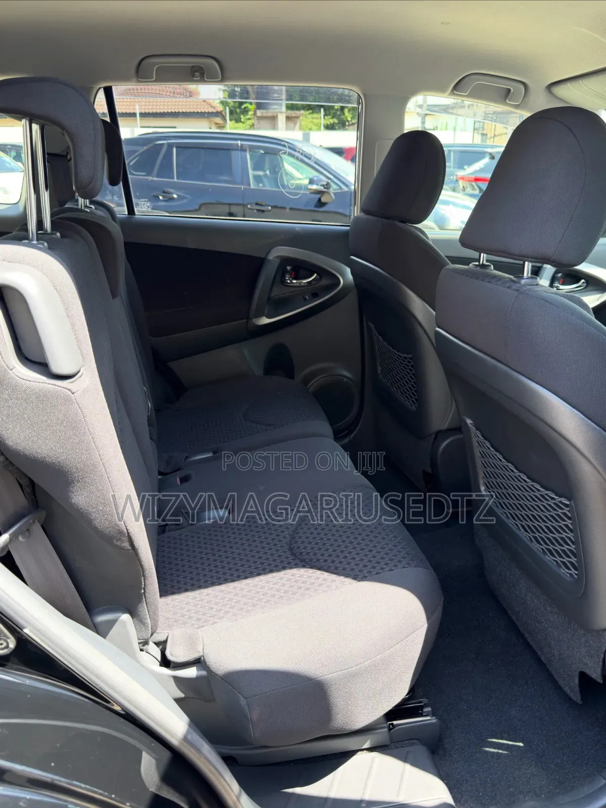 Toyota Vanguard 2010 Black