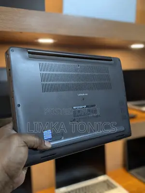 New Laptop Dell Latitude 7400 8GB Intel Core i5 SSD 256GB