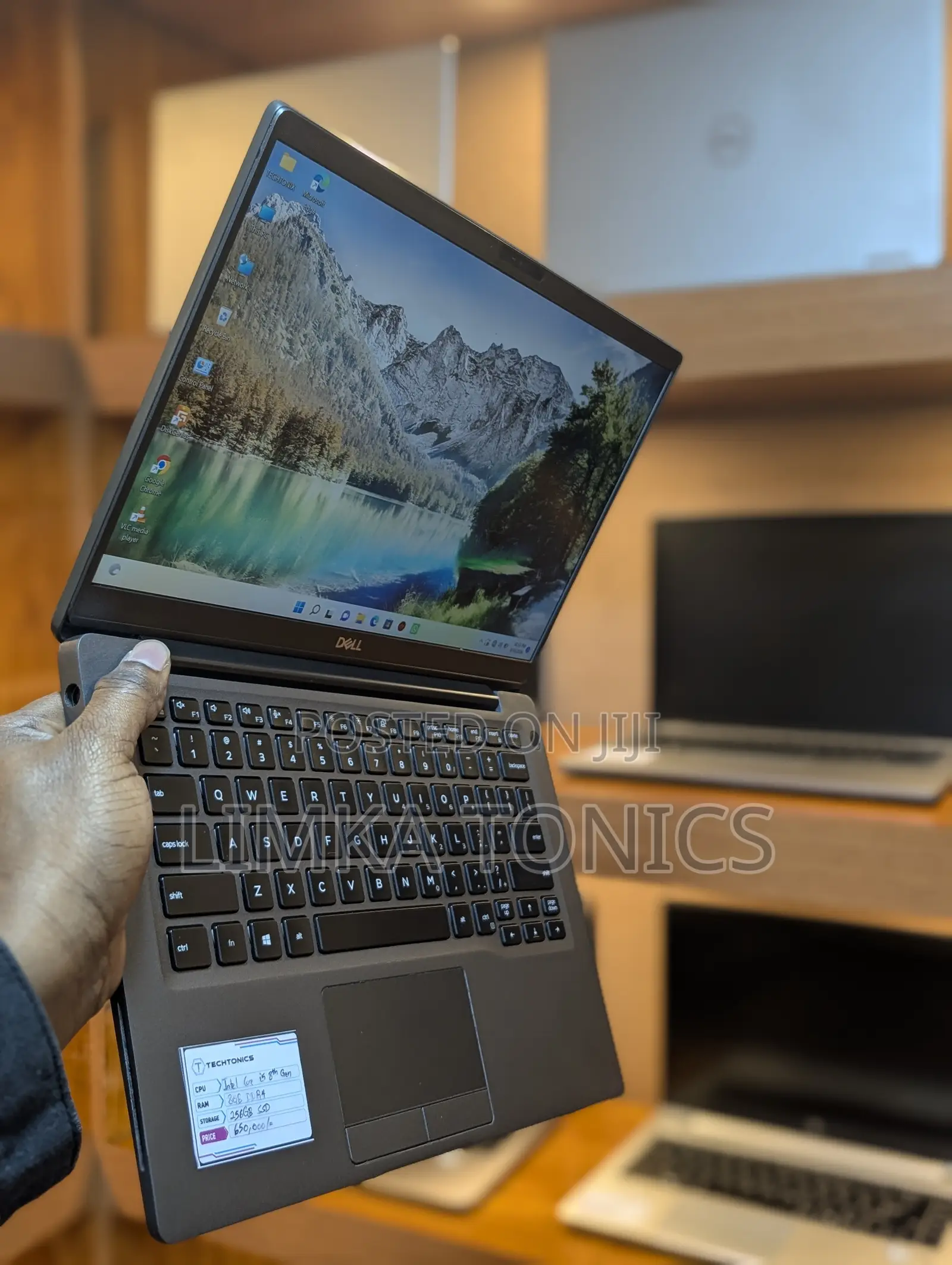 New Laptop Dell Latitude 7400 8GB Intel Core i5 SSD 256GB