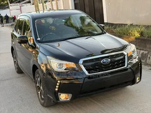 Subaru Forester 2016 Black