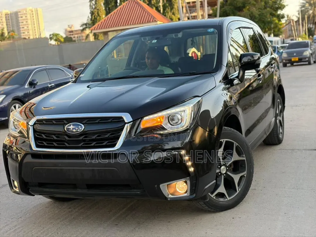 Subaru Forester 2016 Black