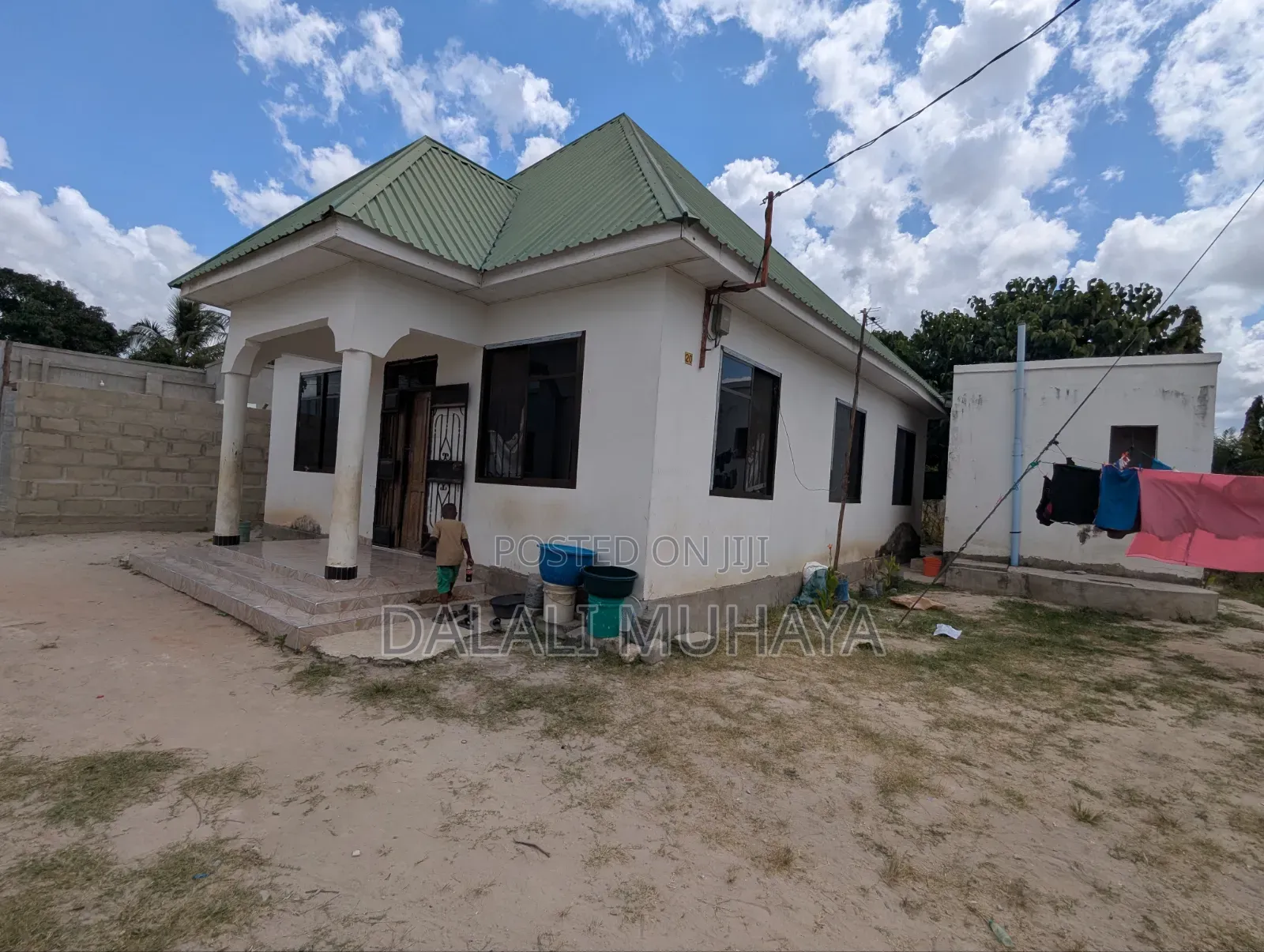 6bdrm House in Kichangani, Pugu for sale
