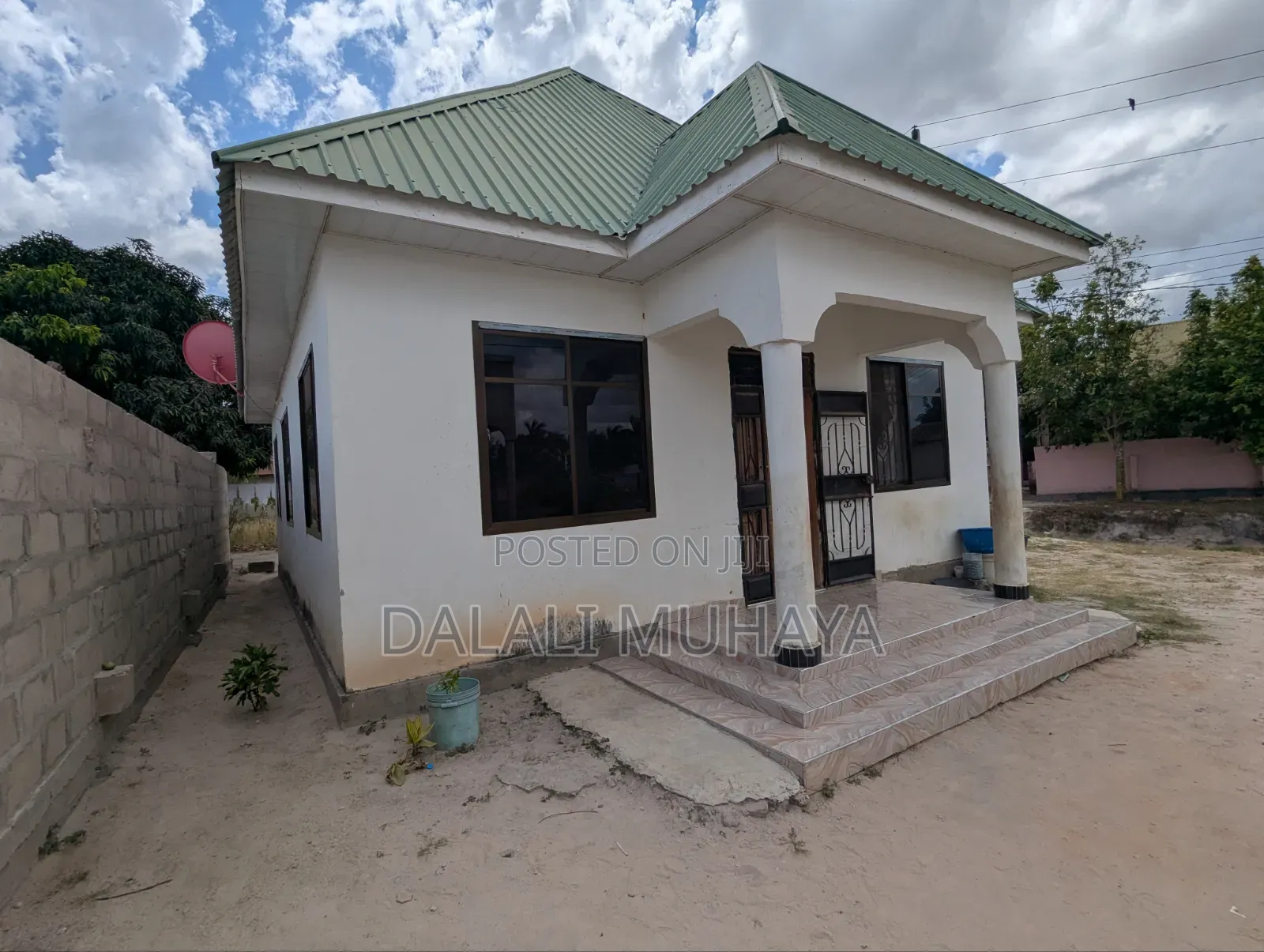6bdrm House in Kichangani, Pugu for sale