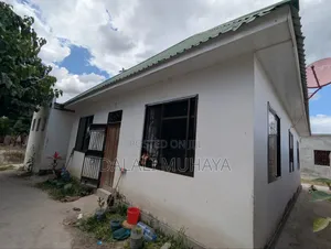 6bdrm House in Kichangani, Pugu for sale