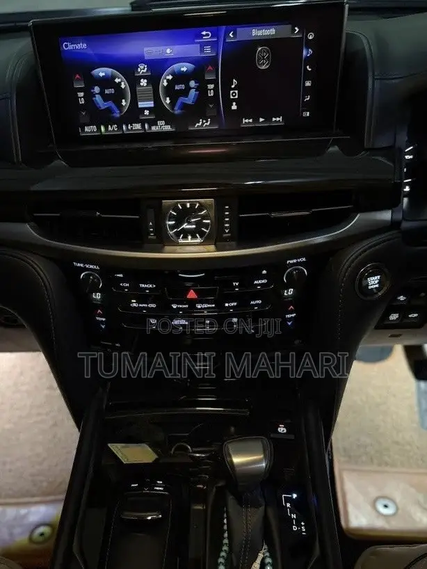 Lexus LX 2021 White