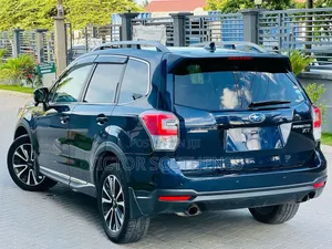 Subaru Forester 2.0XT Touring AWD 2016 Black