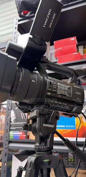 Sony HXR-NX100 Full HD NXCAM Professional Camcorde