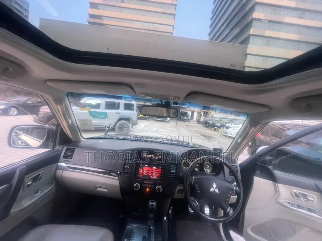 Mitsubishi Pajero 2009 Black