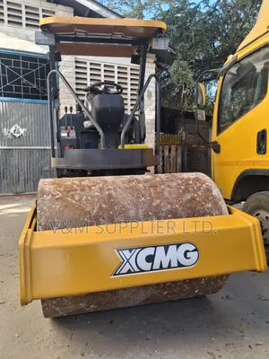 Road Roller XS400J