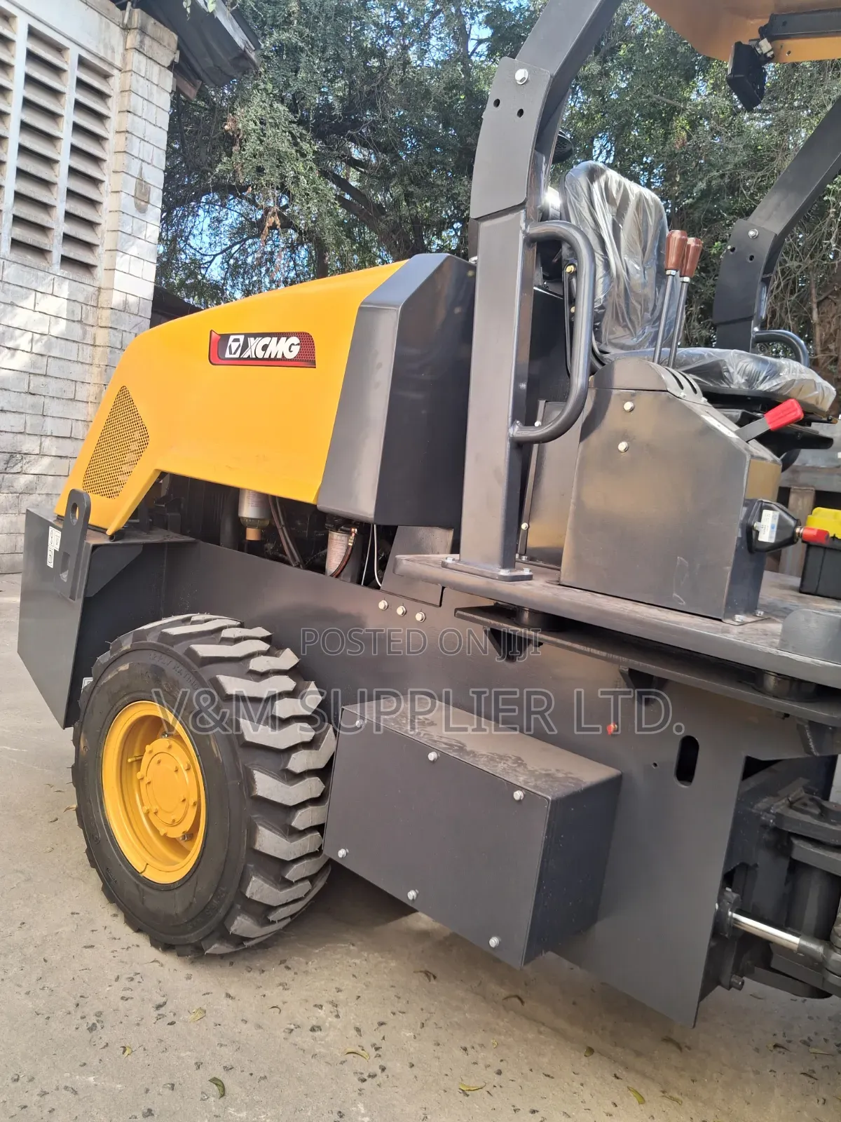 Road Roller XS400J