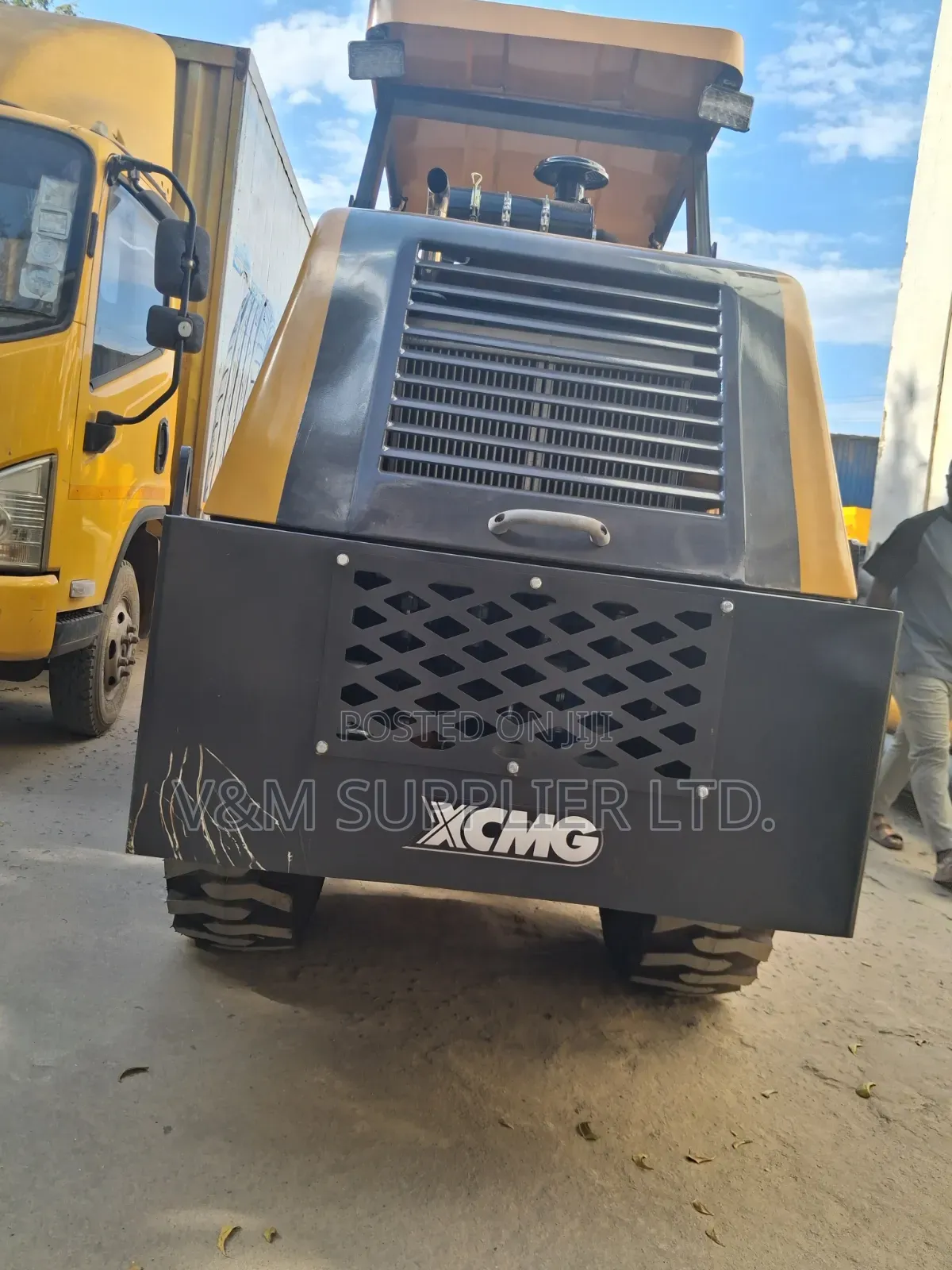 Road Roller XS400J