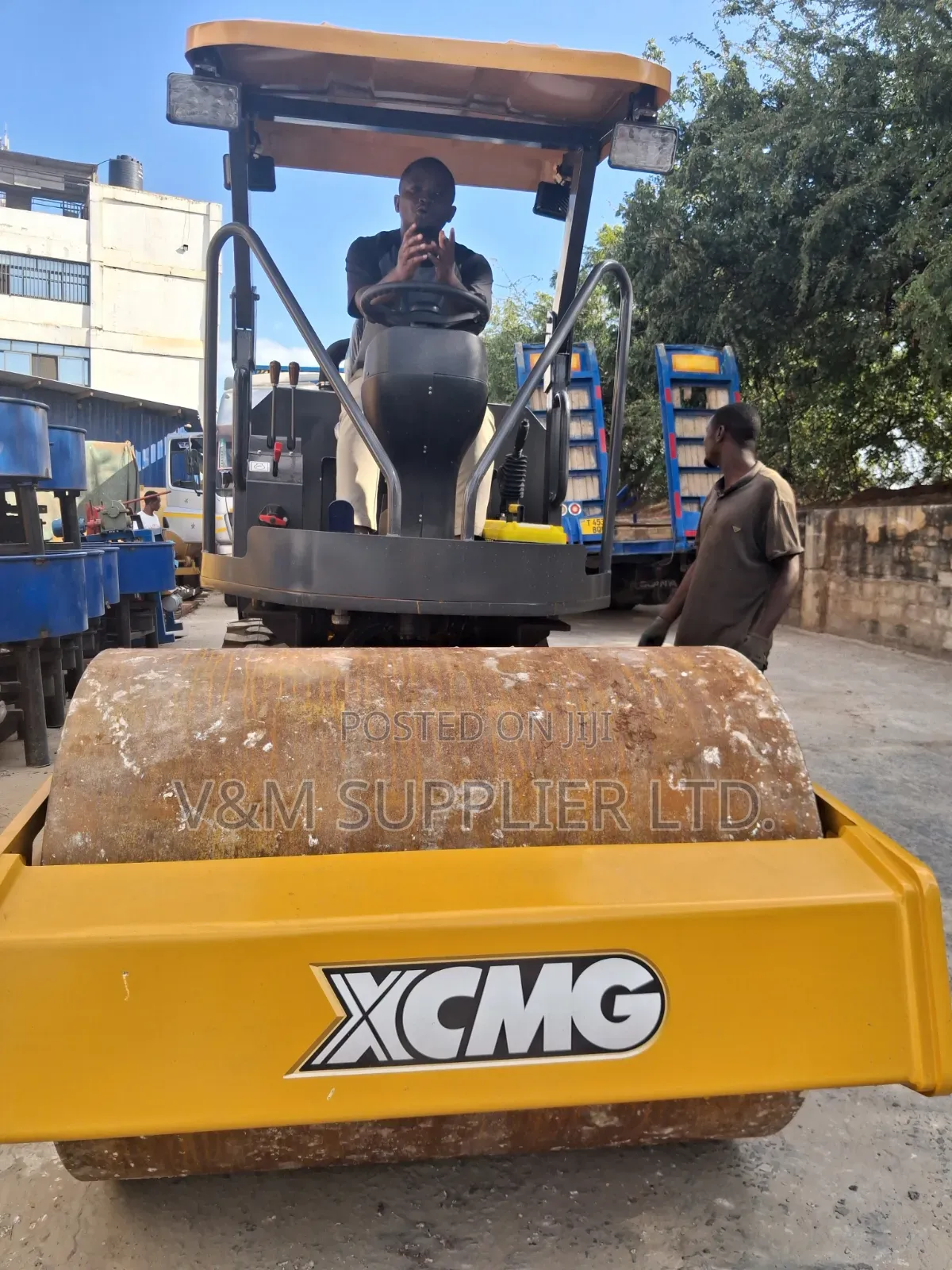 Road Roller XS400J