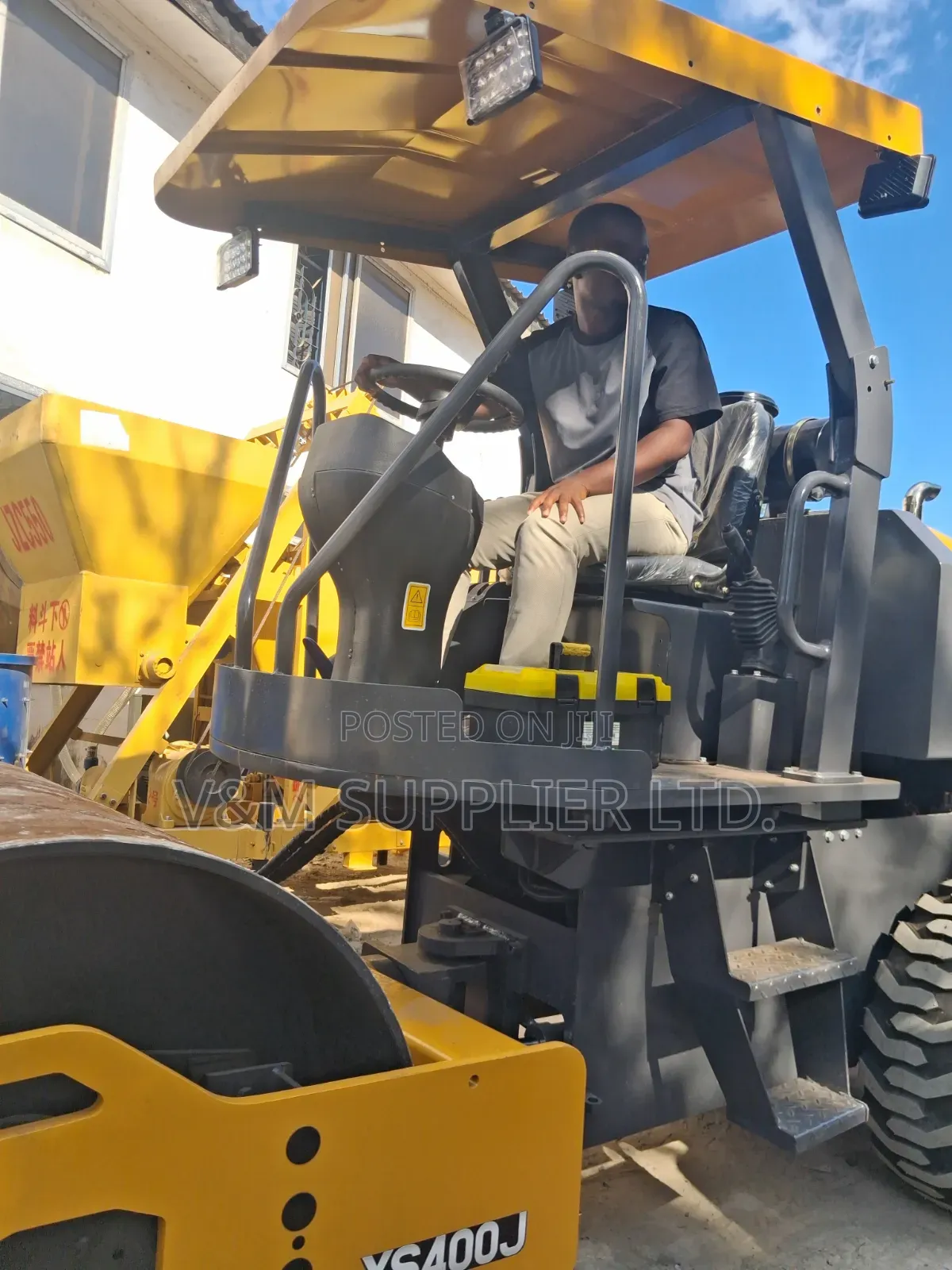 Road Roller XS400J