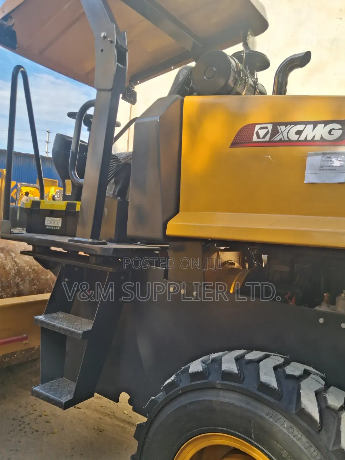 Road Roller XS400J