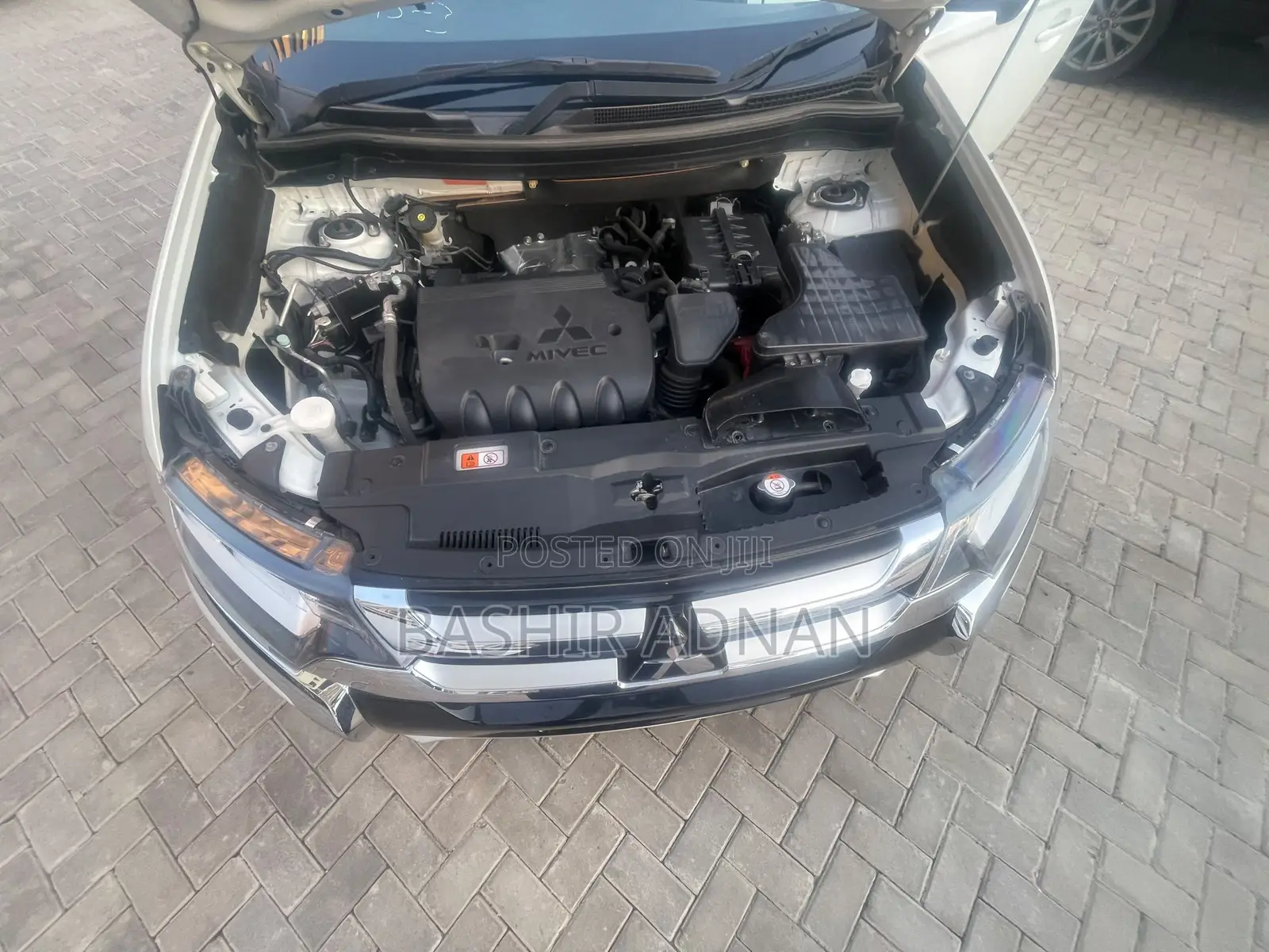 Mitsubishi Outlander 2016 Pearl