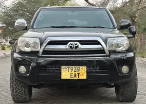 Toyota Hilux Surf 2.7 SSR 2005 Matt Black