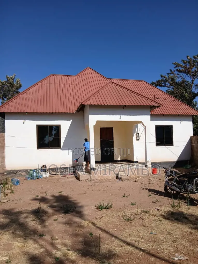 Furnished 5bdrm House in Nyumba, Nduguti for sale