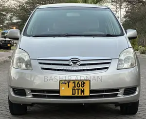 Toyota Corolla Spacio 1.5 X 2004 Silver