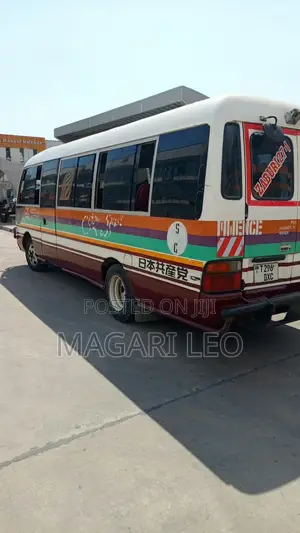 Toyota Coaster 2004 White