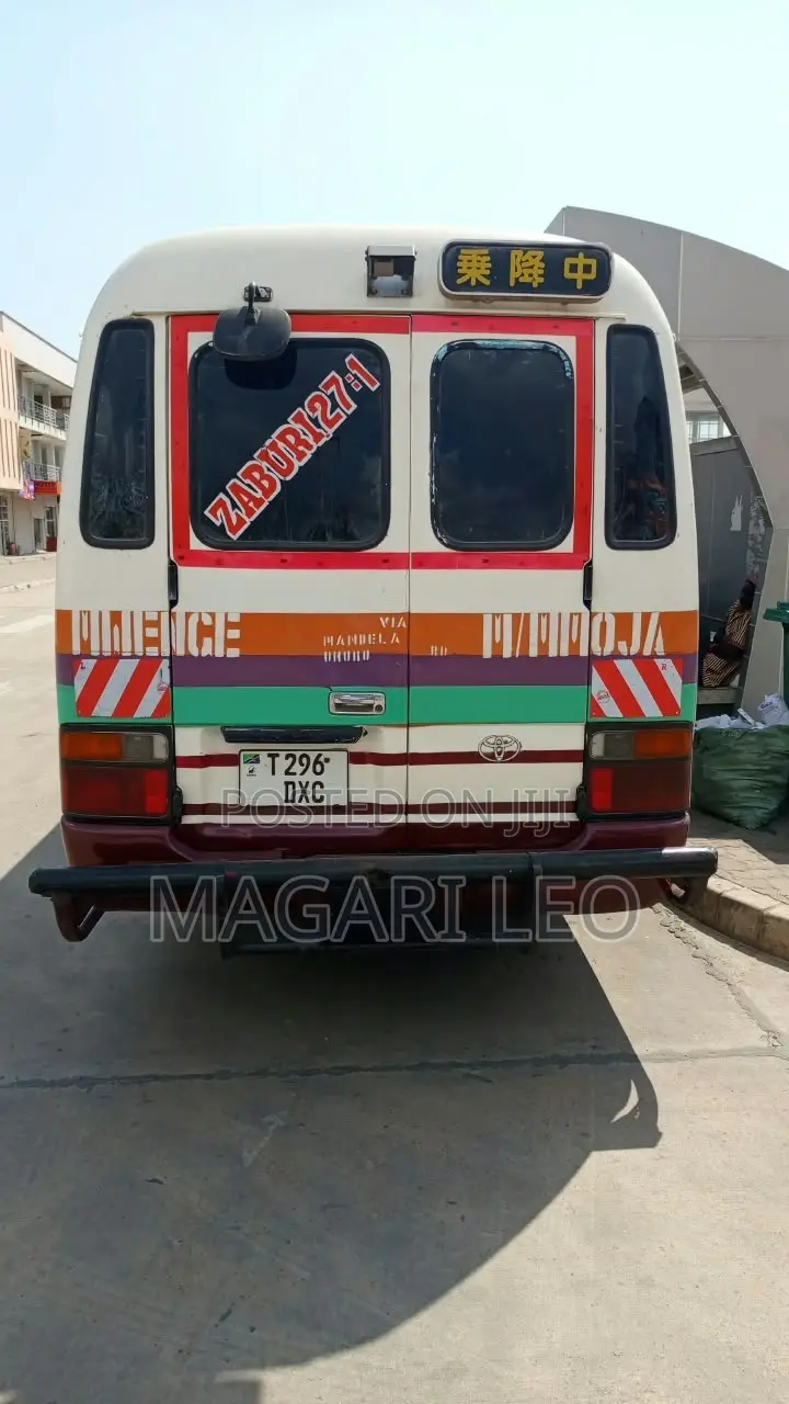 Toyota Coaster 2004 White