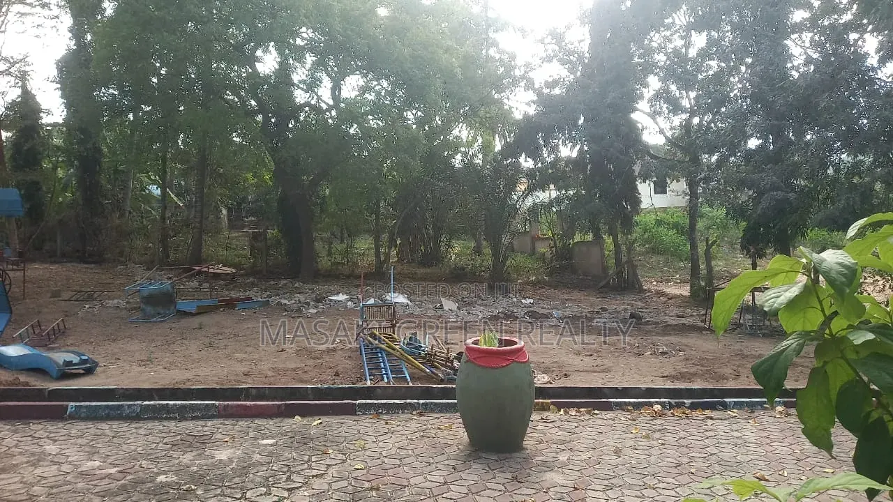 Plot for Sale Sale Goba Nash Park