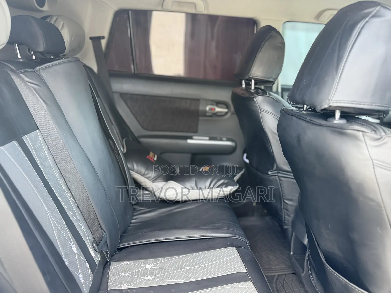Toyota Corolla Rumion 2010 White