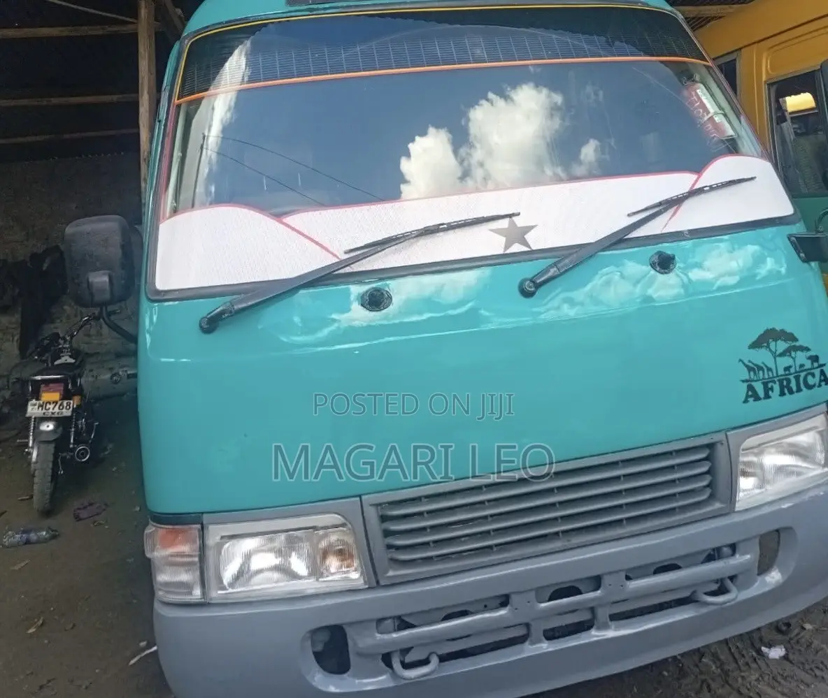 Toyota Coaster 2004 Blue