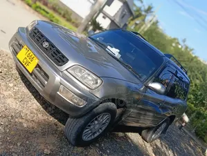 Toyota RAV4 1999 Silver