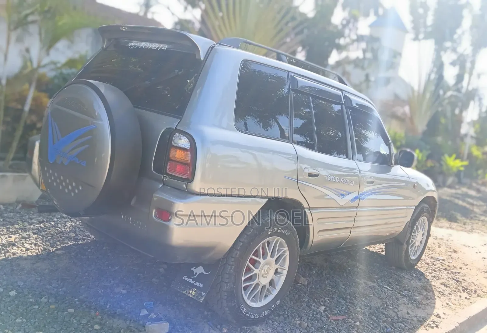 Toyota RAV4 1999 Silver