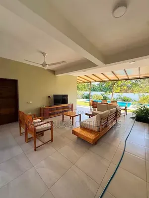 Furnished 1bdrm Apartment in Oyster Bay for rent