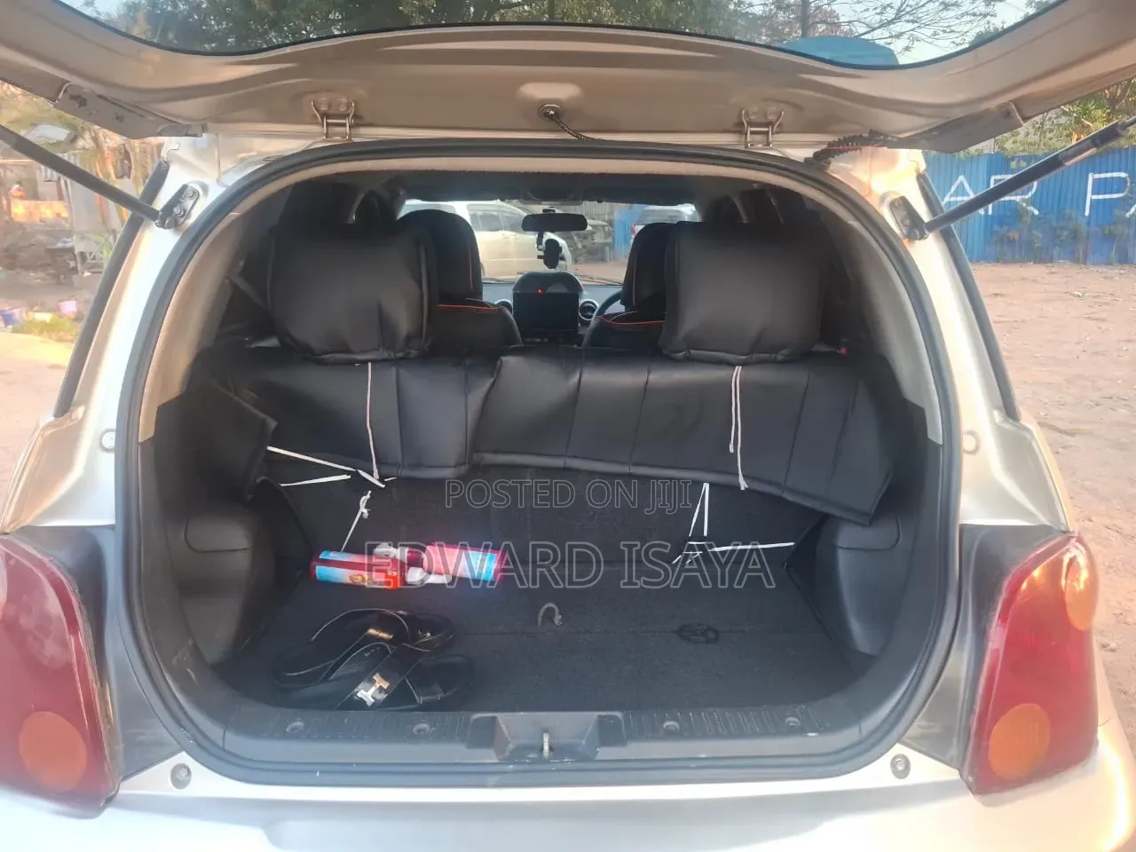 Toyota IST 2005 Gold