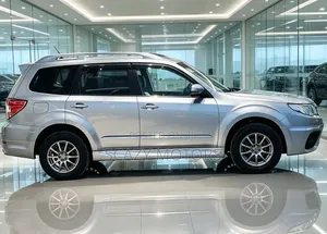 Subaru Forester 2011 Silver