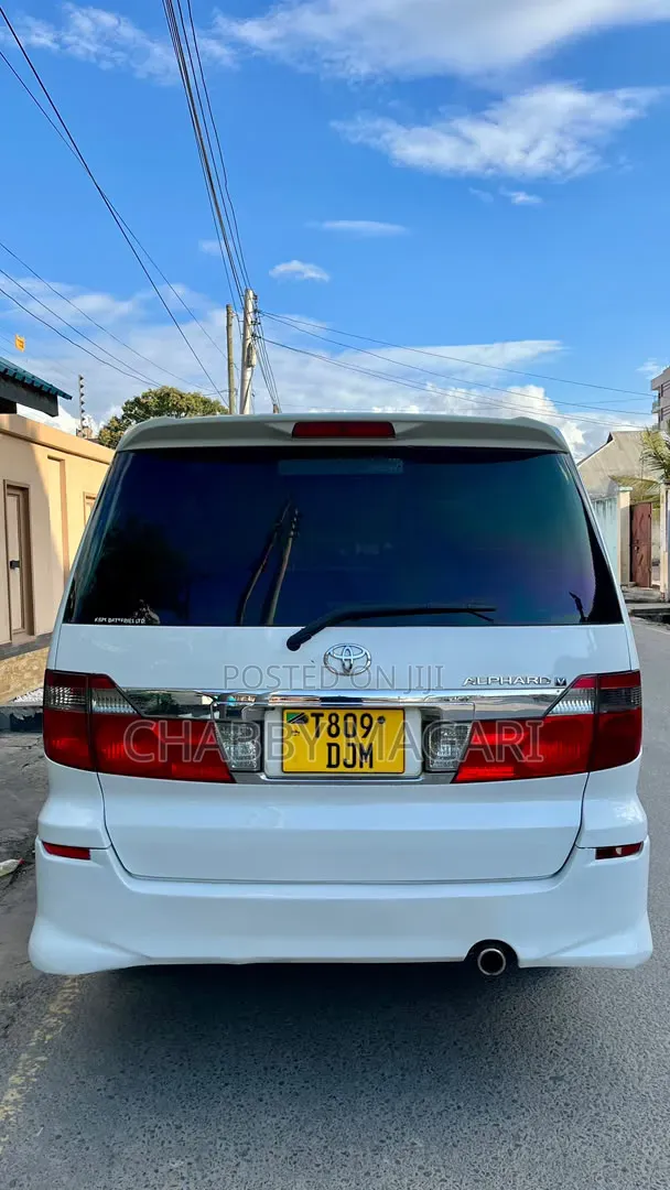 Toyota Alphard 2.4 Petrol FWD 2004 Pearl