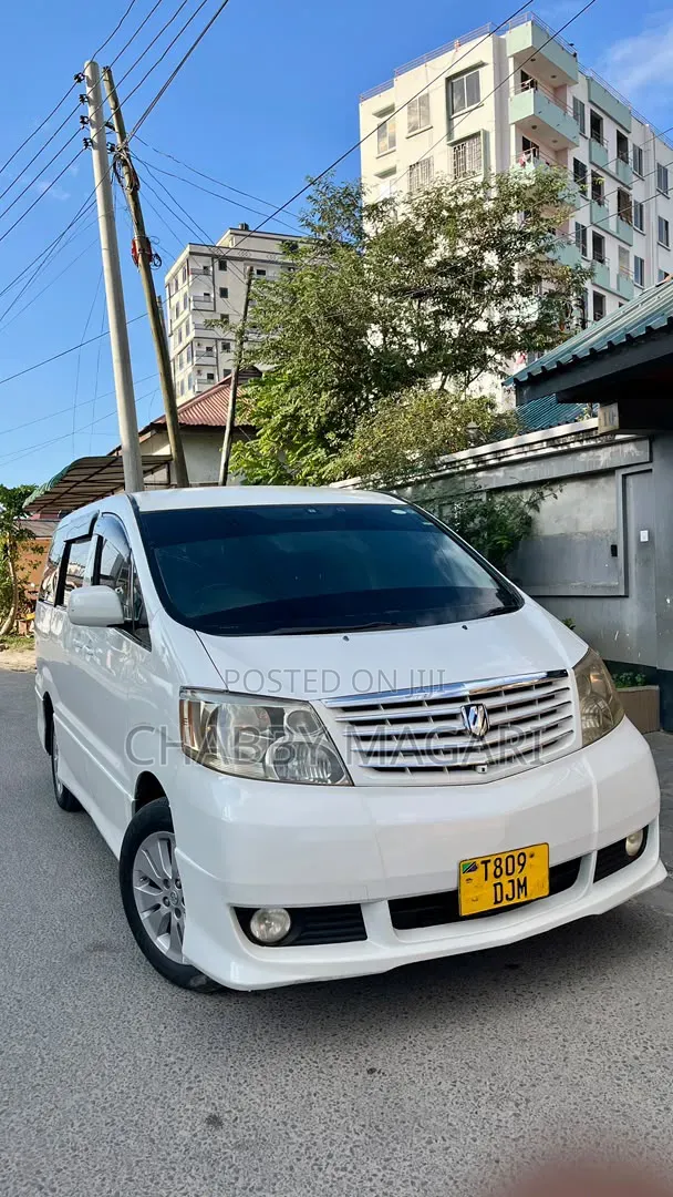 Toyota Alphard 2.4 Petrol FWD 2004 Pearl