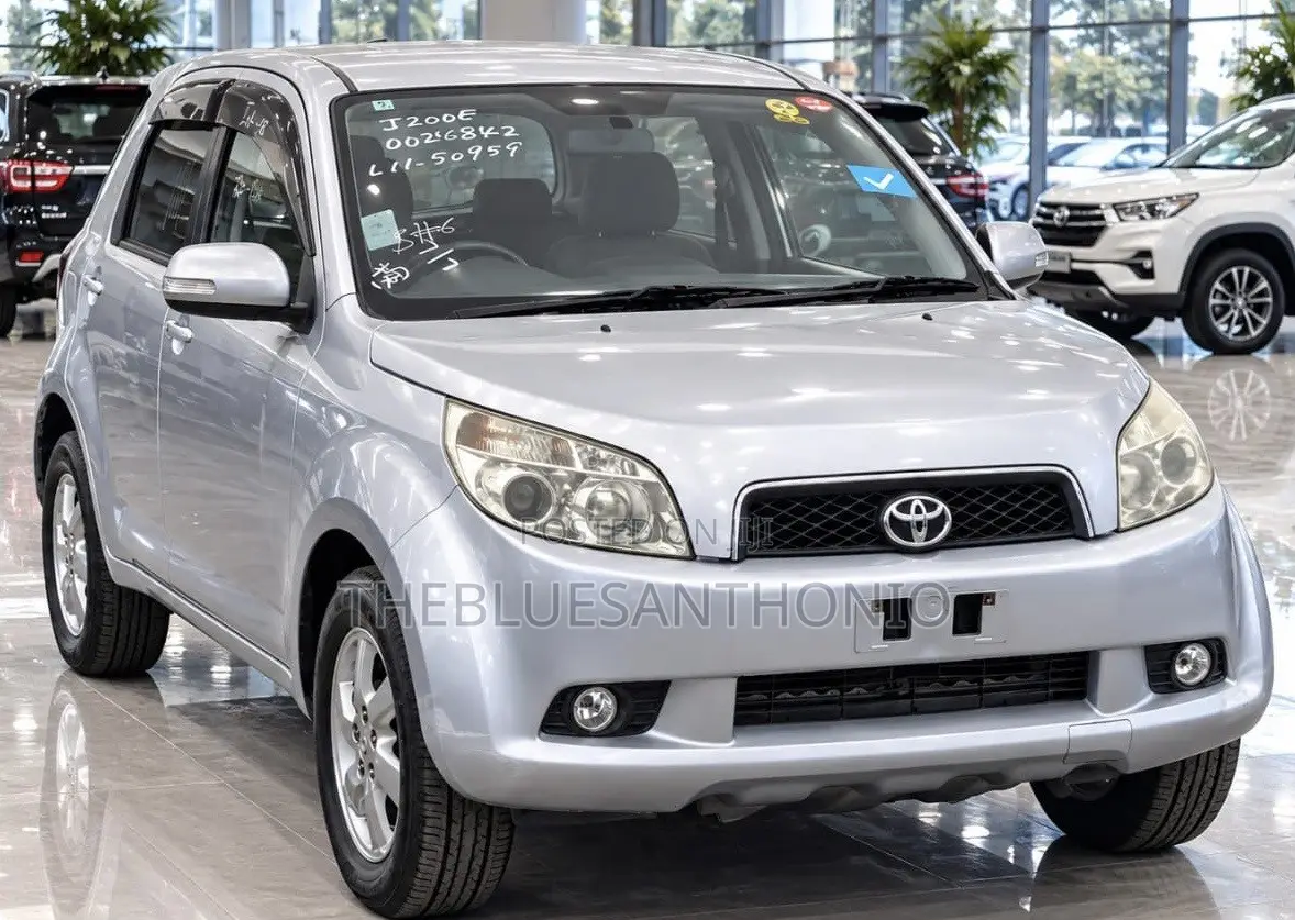 Toyota Rush 2009 Silver