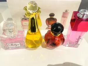 Shiliya 4-in-1 Women's Perfume Gift Box Set