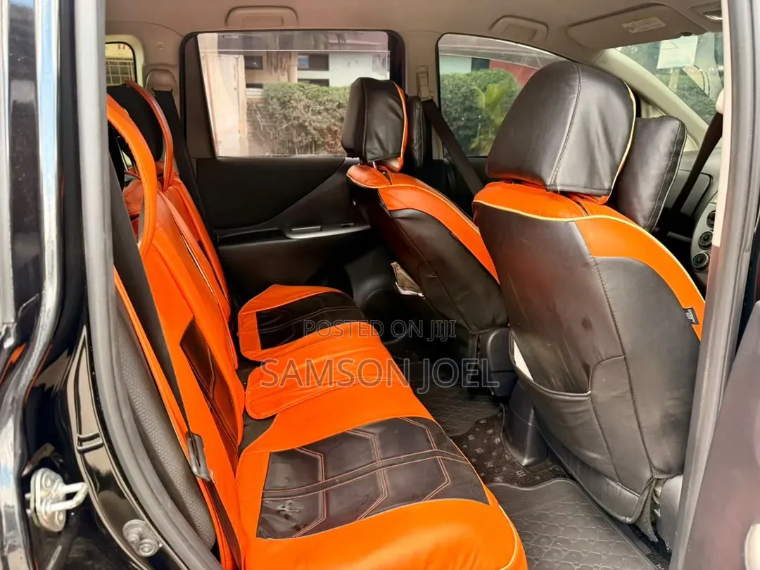 Toyota Ractis 2009 Black