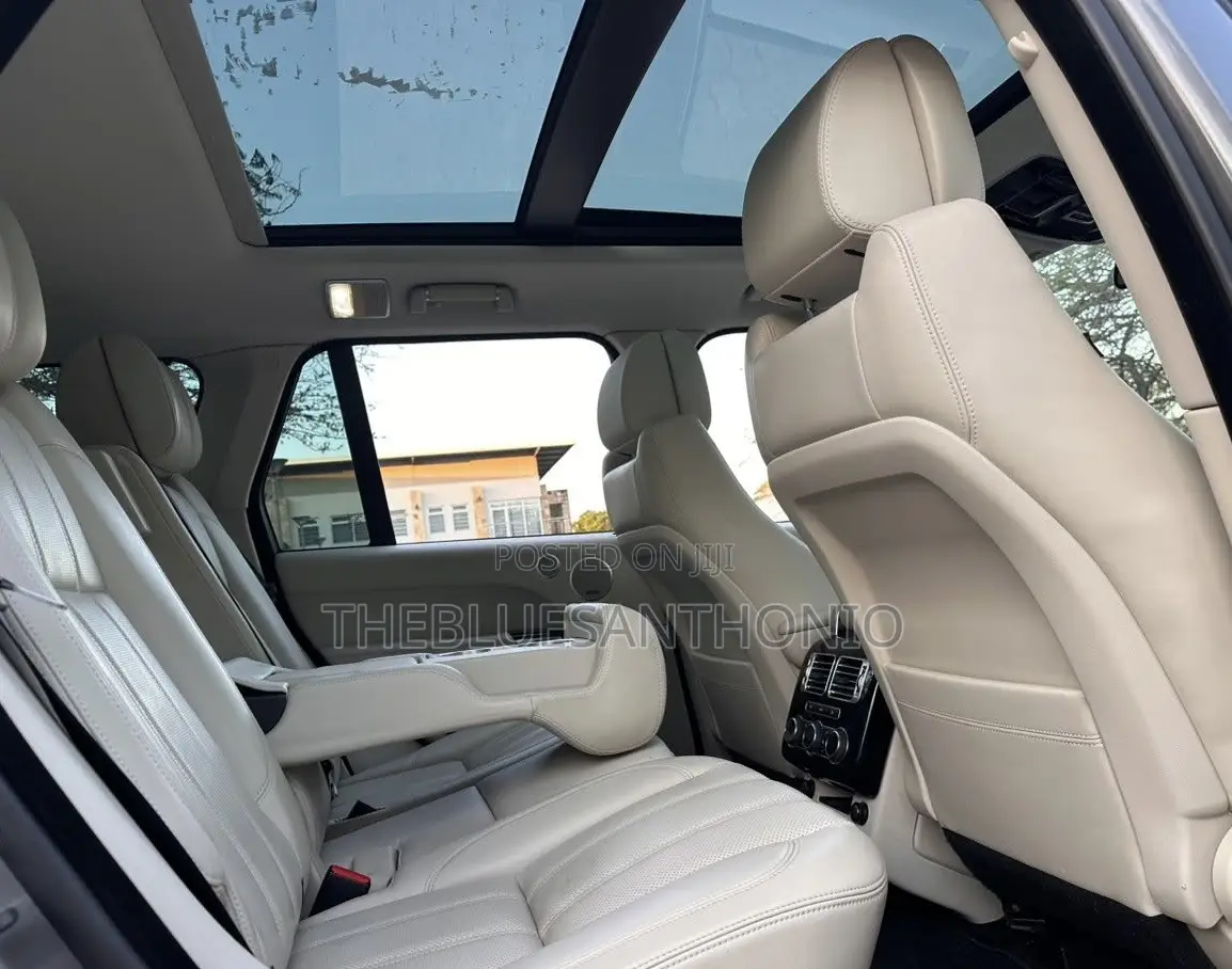 Land Rover Range Rover Vogue 2015 Gray