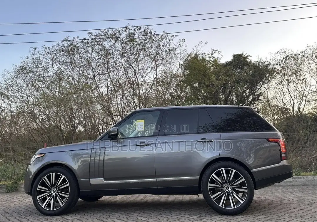 Land Rover Range Rover Vogue 2015 Gray
