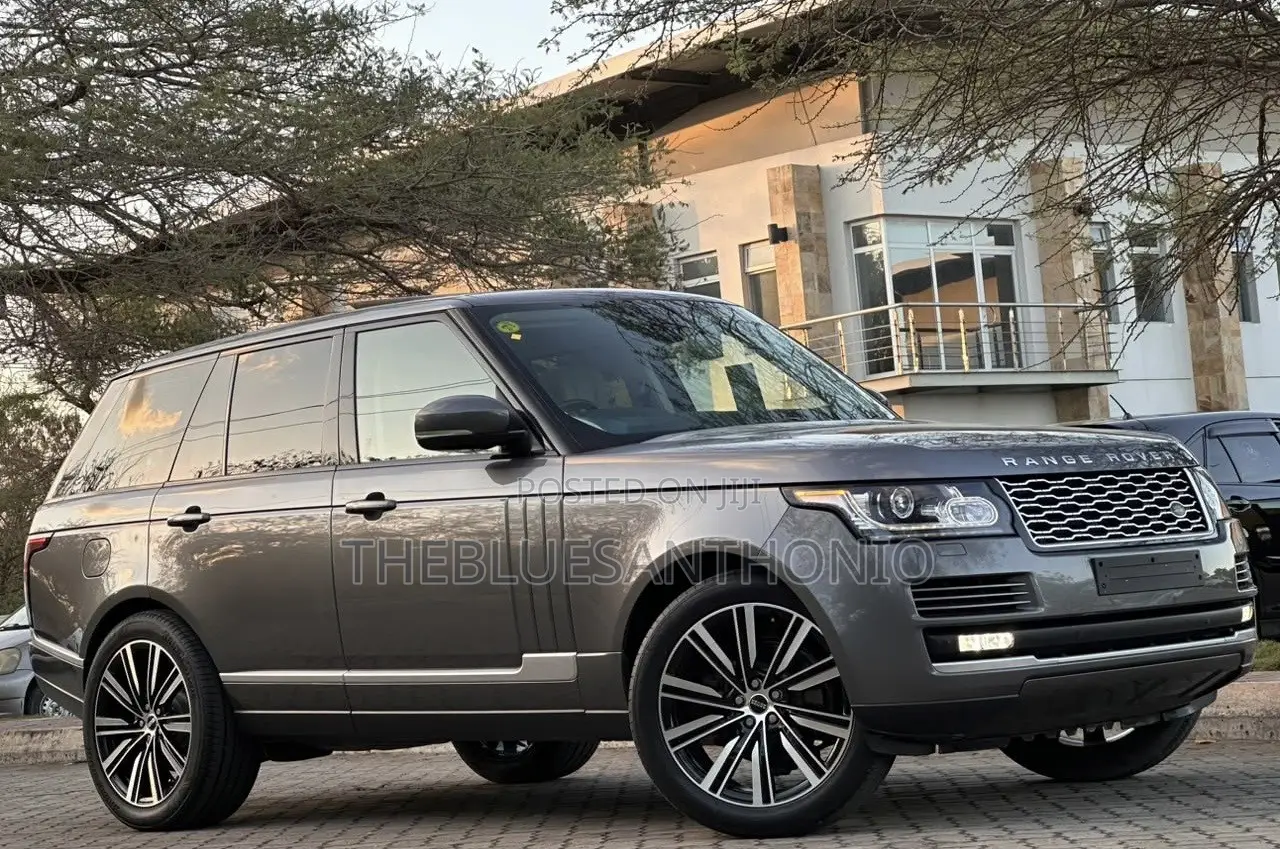 Land Rover Range Rover Vogue 2015 Gray