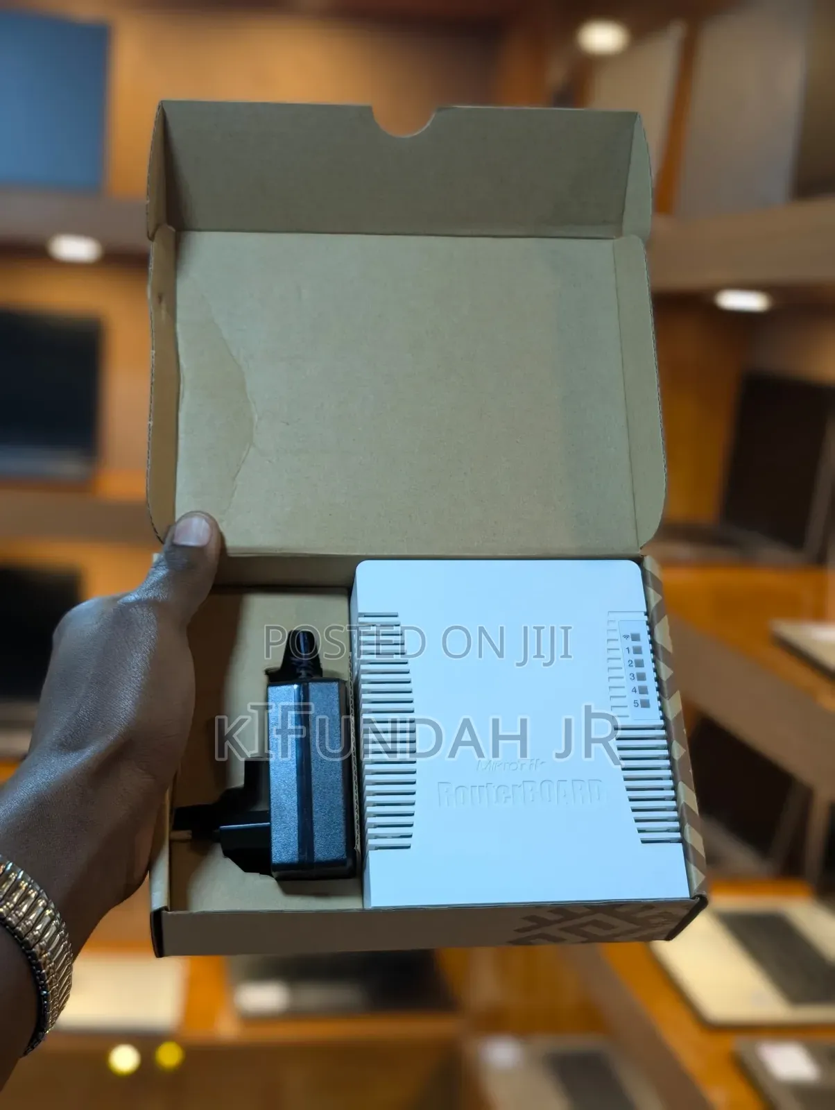 Mikrotik Rb951ui-2hnd — Network Management Kwa Level Nyingine!