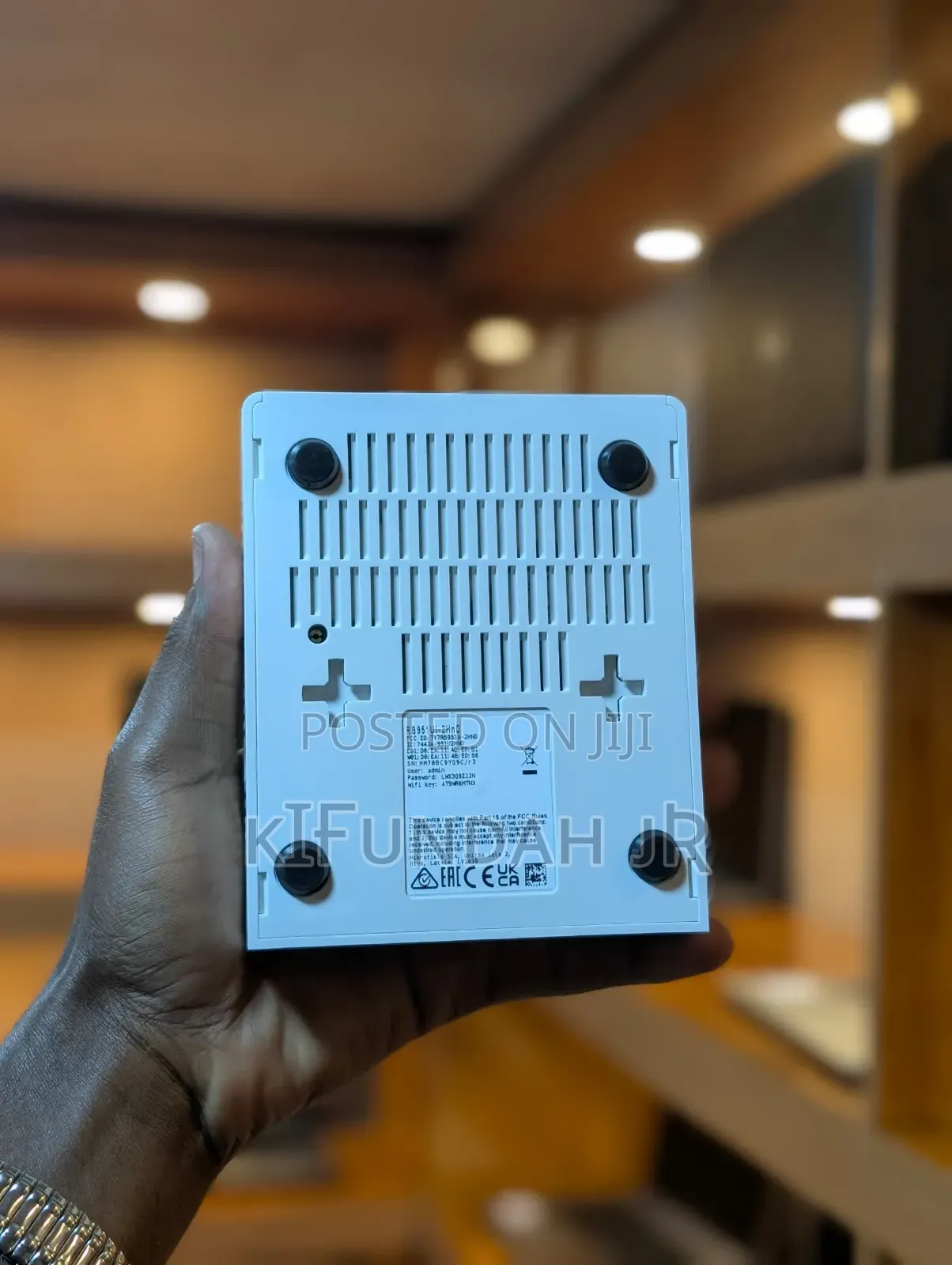 Mikrotik Rb951ui-2hnd — Network Management Kwa Level Nyingine!
