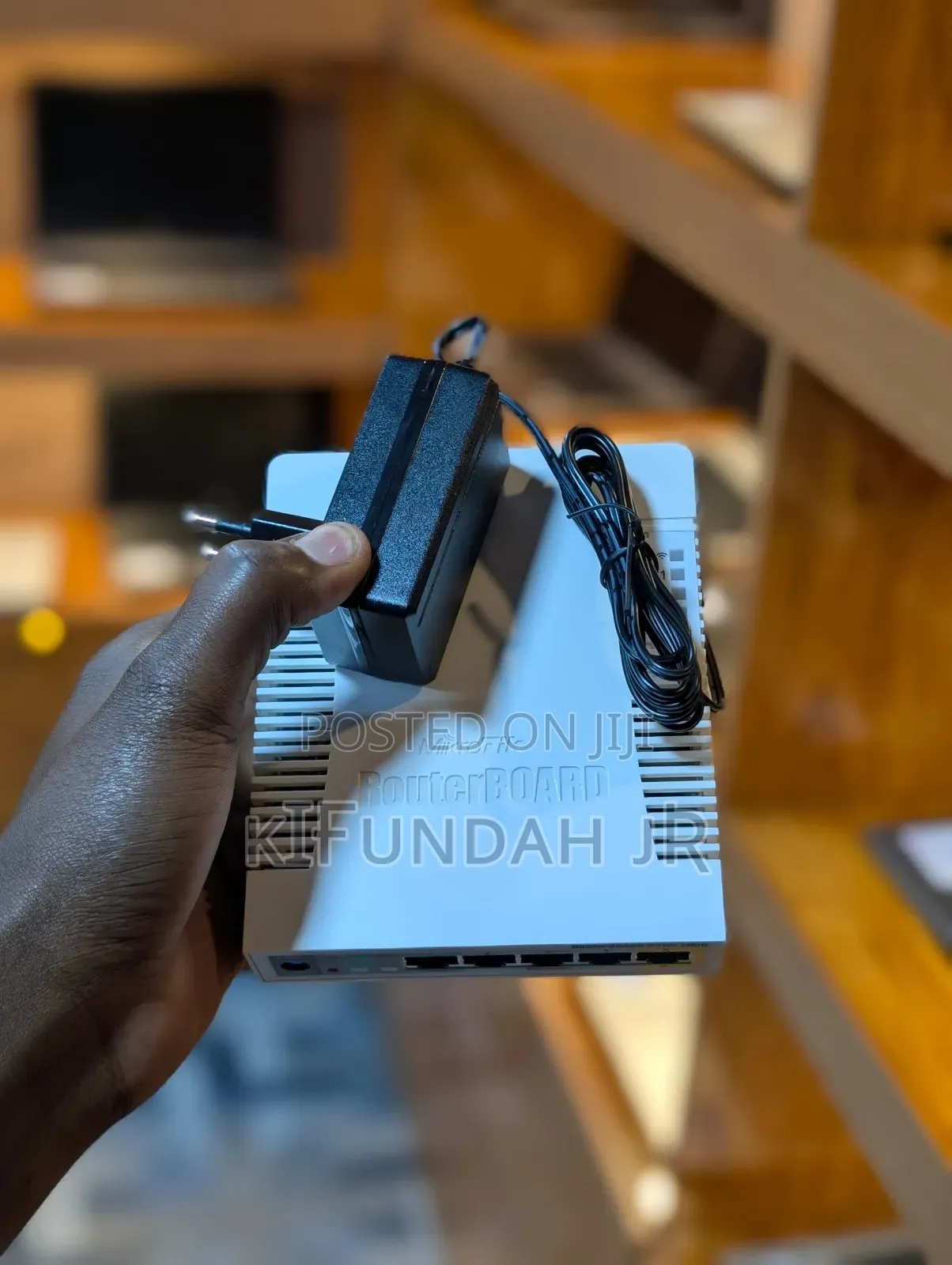 Mikrotik Rb951ui-2hnd — Network Management Kwa Level Nyingine!