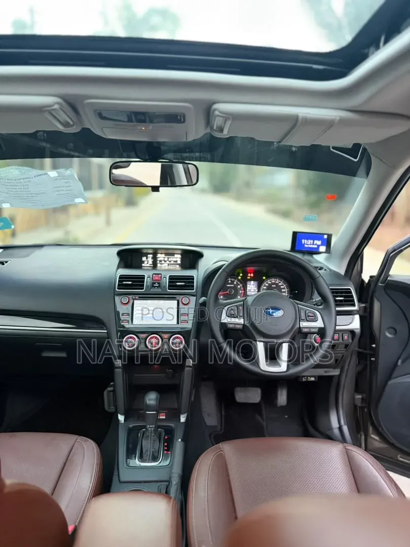Subaru Forester 2017 Gray