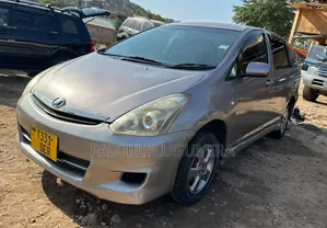 Toyota Wish 2004 Beige