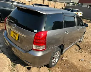Toyota Wish 2004 Beige
