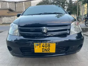 Toyota IST 2004 Black