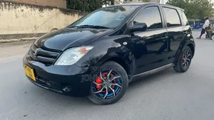 Toyota IST 2004 Black